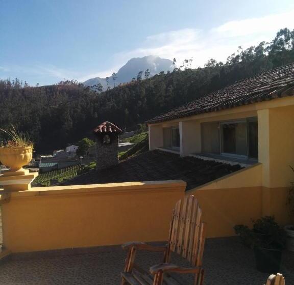 ペンション Hostal Curiñan