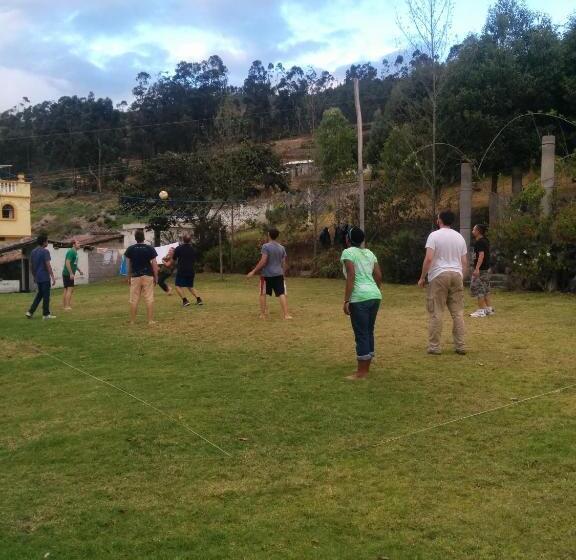 ペンション Hostal Curiñan