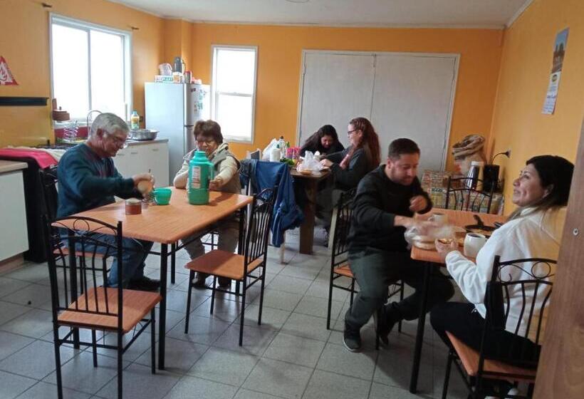 פנסיון Hostal Santa Fe