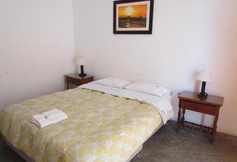 펜션 Huanchaco Hostal