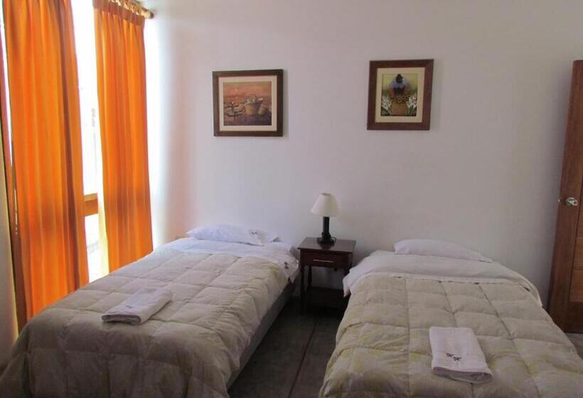 펜션 Huanchaco Hostal