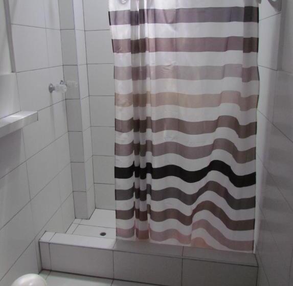 펜션 Huanchaco Hostal