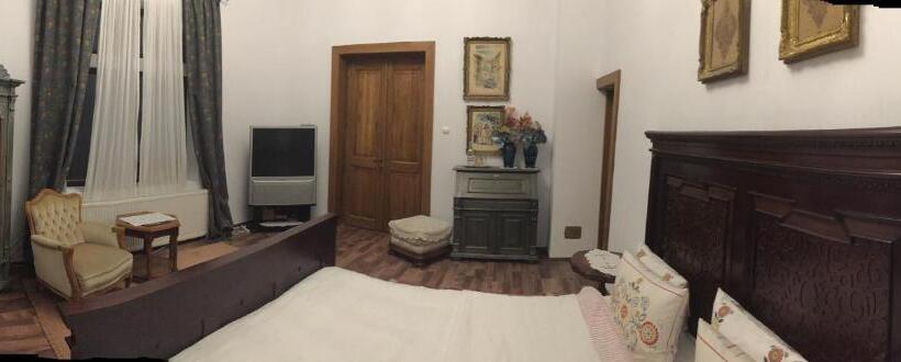 膳宿费 Il Piccolo Castello Busteni