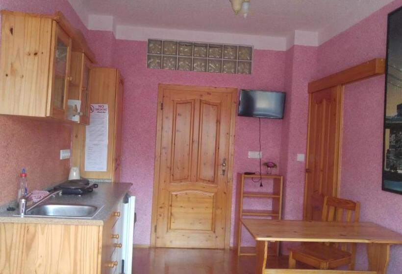 بنسيون Penzion Apartmány Bečov