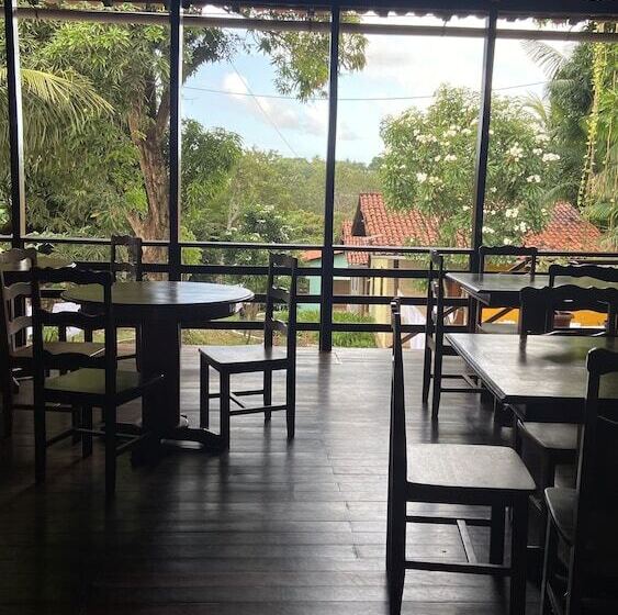 ペンション Pousada La Maison Du Baron