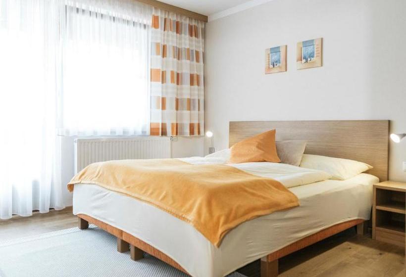 פנסיון Privatzimmer Und Ferienwohnungen Gassner