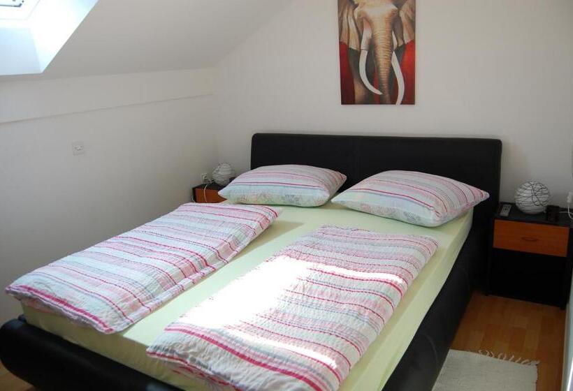 پانسیون Rooms Hiša Divino