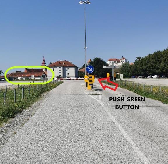 پانسیون Rooms Hiša Divino