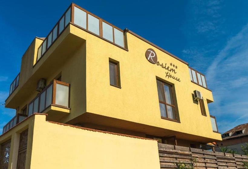 بنسيون Rosiem House
