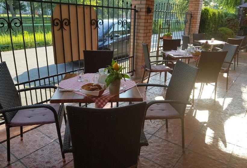 پانسیون Sabbia Ristorante   Reštaurácia A Ubytovanie Prievidza