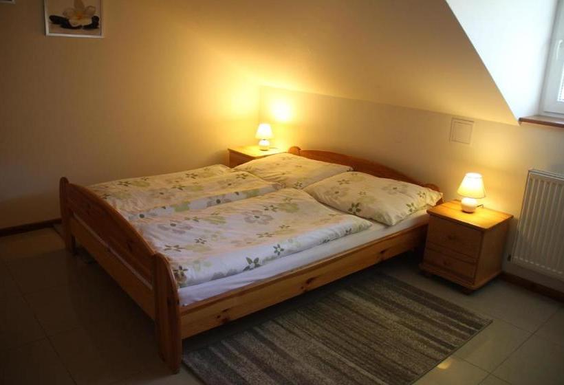 پانسیون Sabbia Ristorante   Reštaurácia A Ubytovanie Prievidza