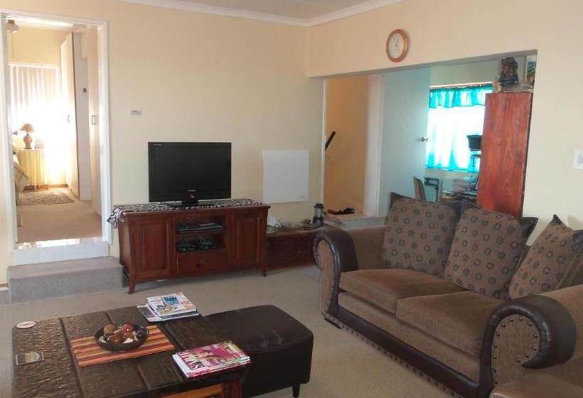 بنسيون Sir Lambert S Guesthouse