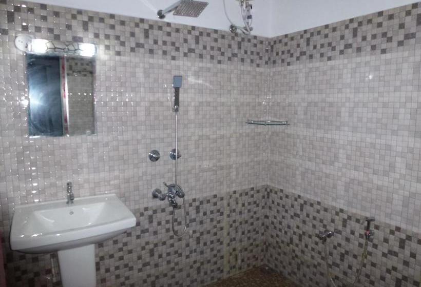 پانسیون Southcanal Holidays