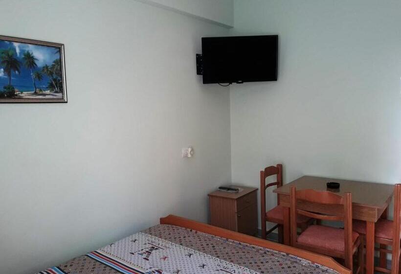 ペンション Tani's Guesthouse