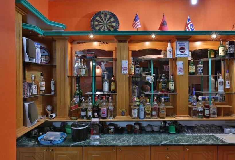 ペンション Tani's Guesthouse