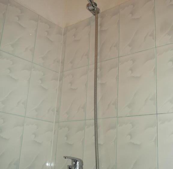 ペンション Tani's Guesthouse