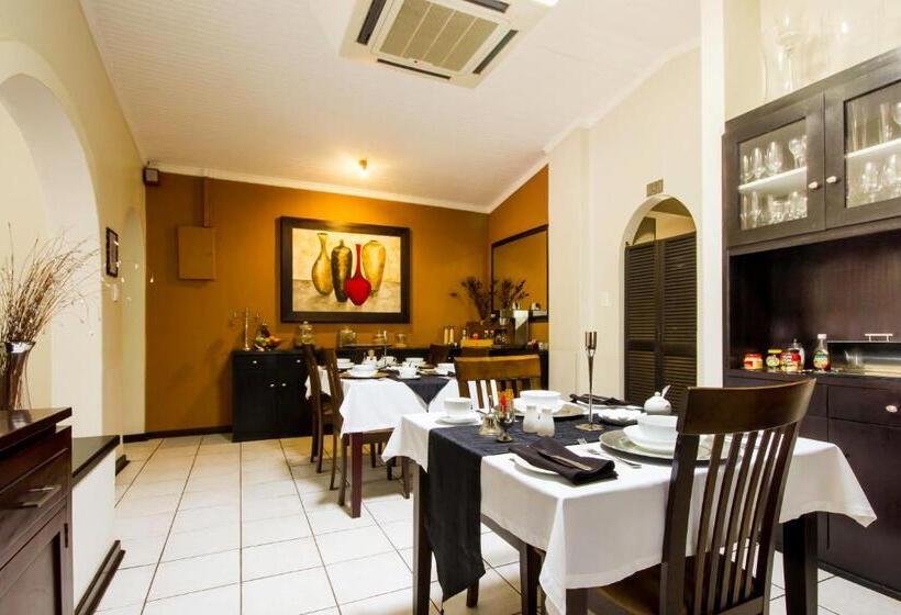 膳宿费 @the Villa Guest House