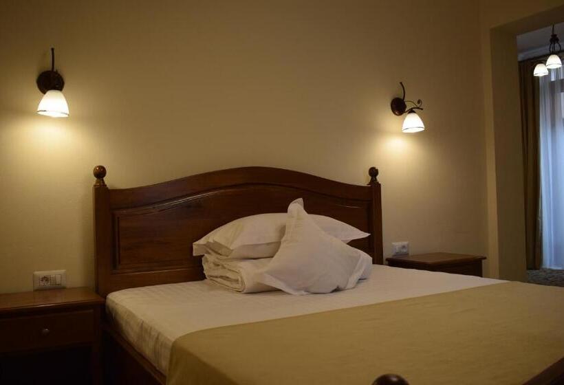 פנסיון Vila Preciosa