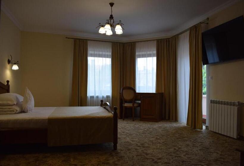 פנסיון Vila Preciosa