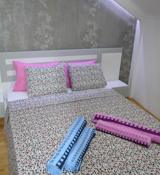 پانسیون Villa Renessans