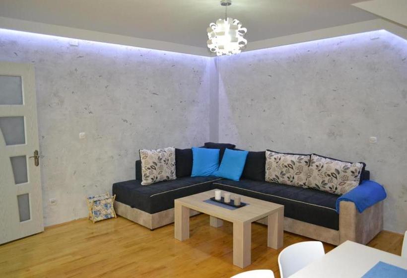 پانسیون Villa Renessans