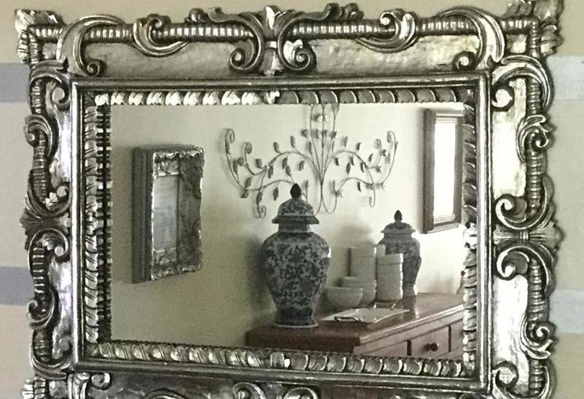 פנסיון Warrens Guest House