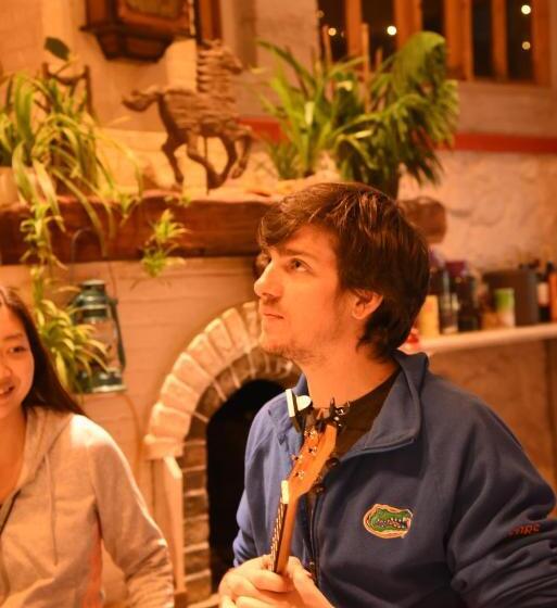 Пансион Zen Box House