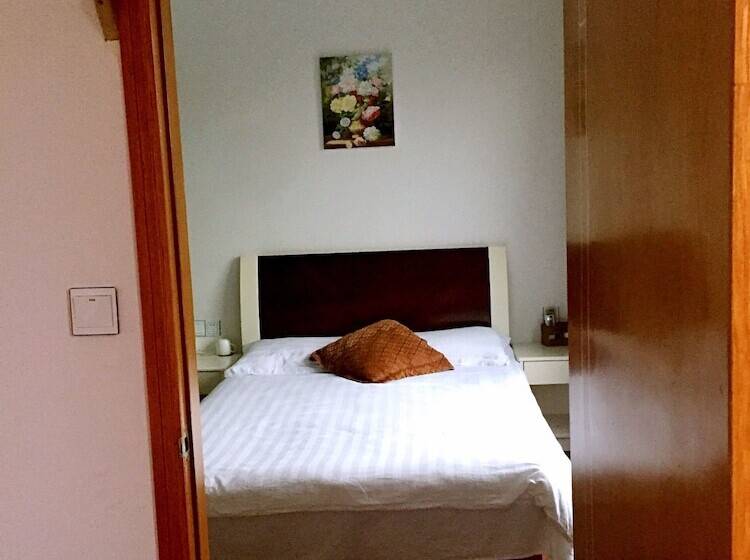 بنسيون Zhujiajian Time To Inn