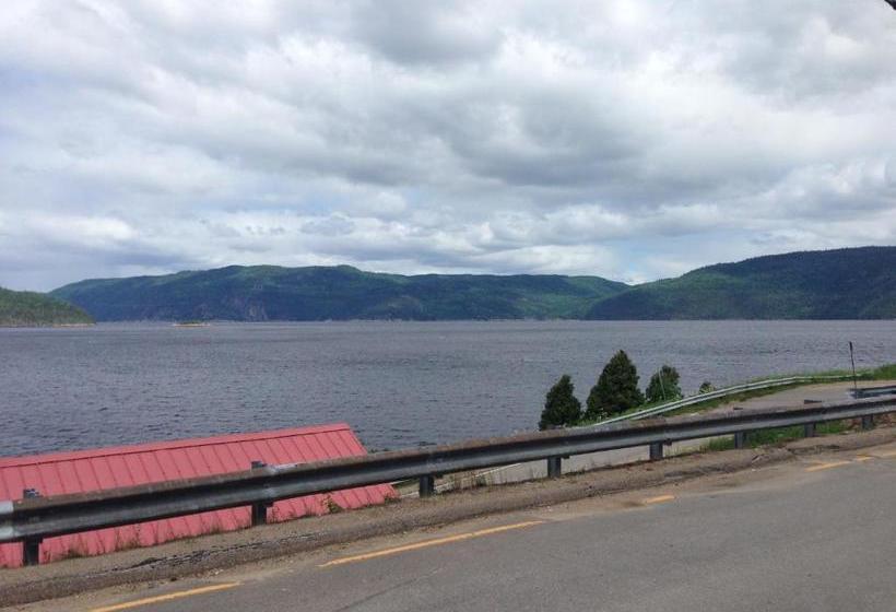 Общежитие Auberge La Fjordelaise & La Rosalie