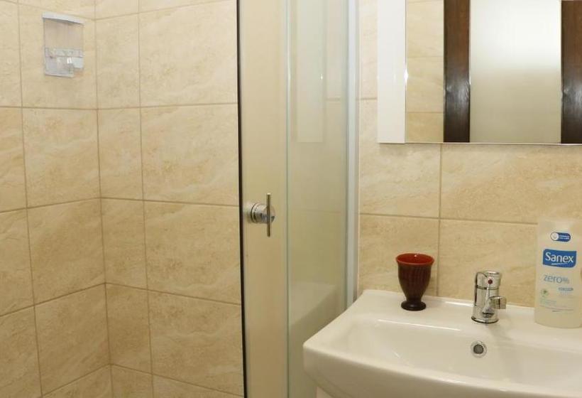 فندق صغير Hanu Lui Gica Spa