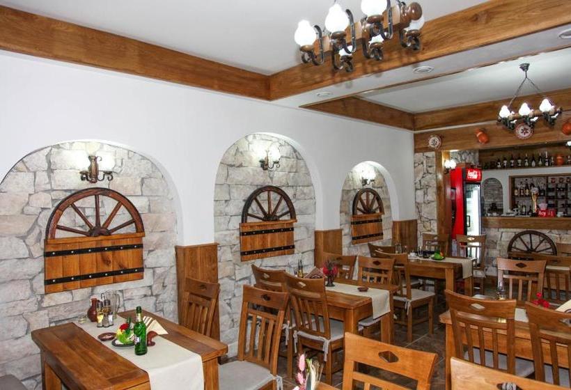 فندق صغير Hanu Lui Gica Spa