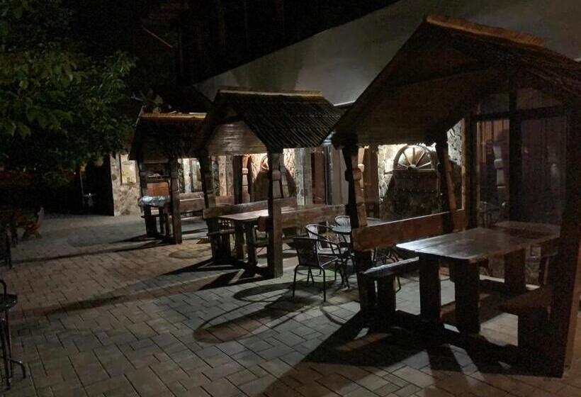 فندق صغير Hanu Lui Gica Spa