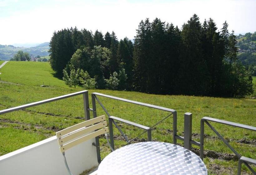 ユースホステル Hirschen Wald Gasthaus & Bäckerei