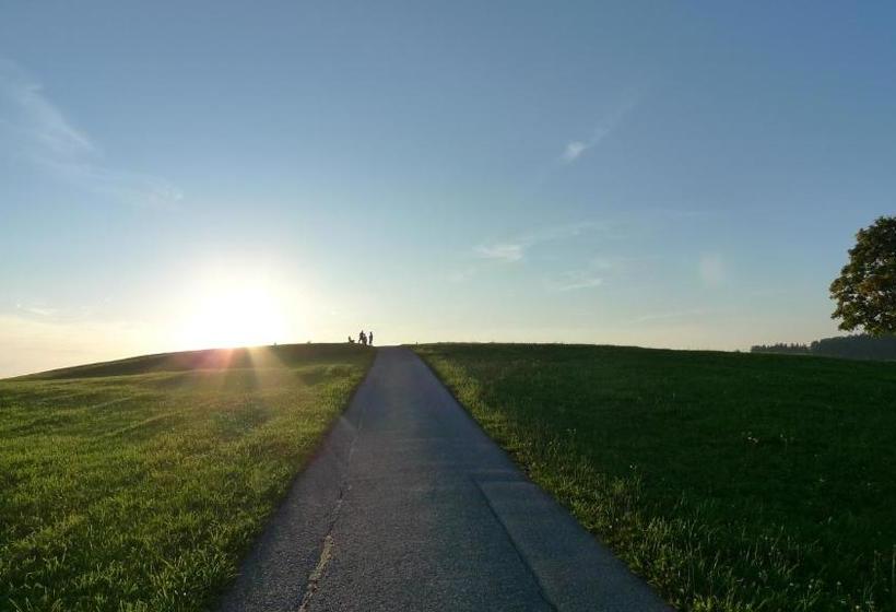 ユースホステル Hirschen Wald Gasthaus & Bäckerei