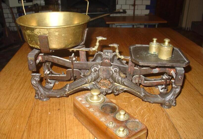 ユースホステル Hirschen Wald Gasthaus & Bäckerei