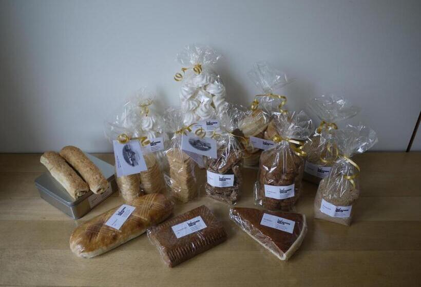 ユースホステル Hirschen Wald Gasthaus & Bäckerei