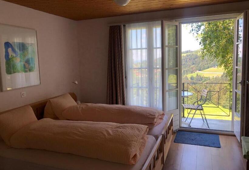 ユースホステル Hirschen Wald Gasthaus & Bäckerei