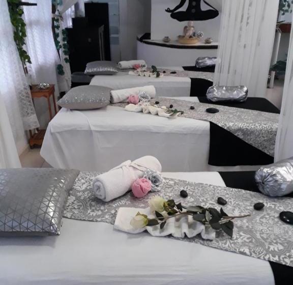 ユースホステル Temazcal Casa Gema