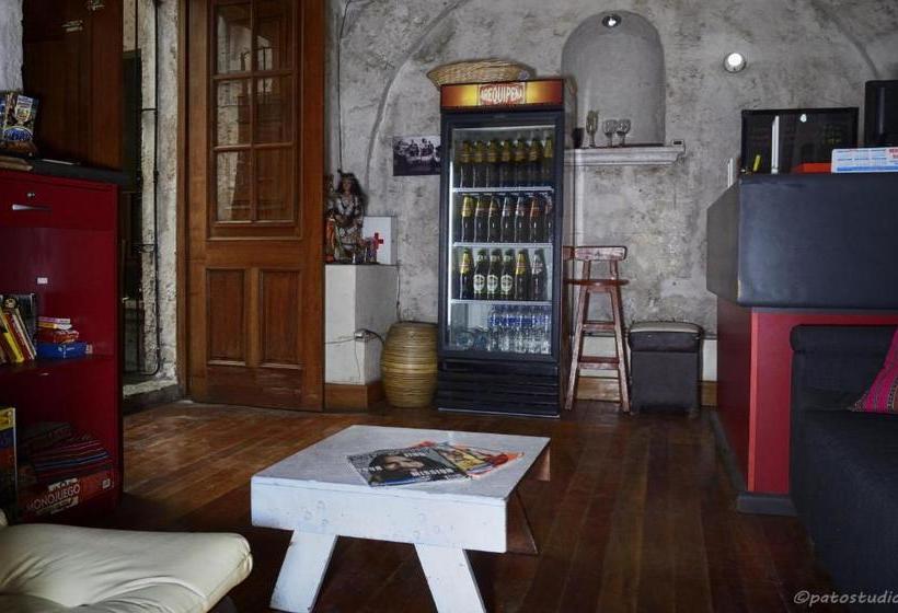 ユースホステル Bubamara Bolivar