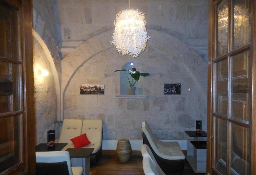 ユースホステル Bubamara Bolivar