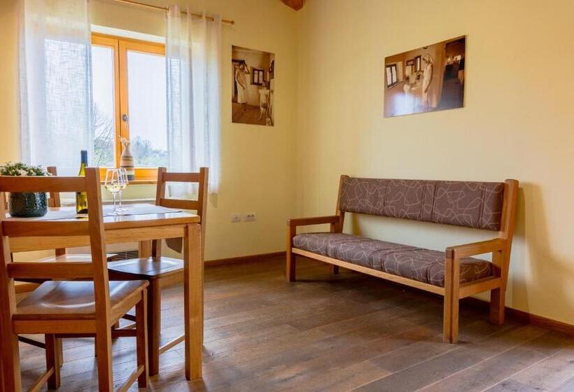 هتل Farm Stay šibav B&b