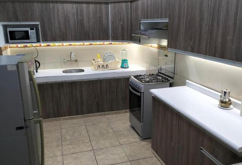 فندق Posada Miraflores