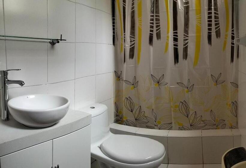 فندق Posada Miraflores