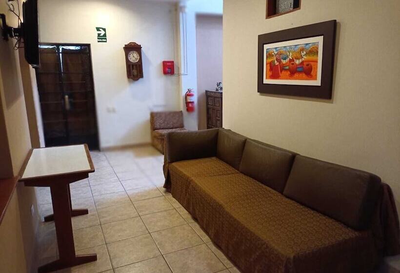 فندق Posada Miraflores