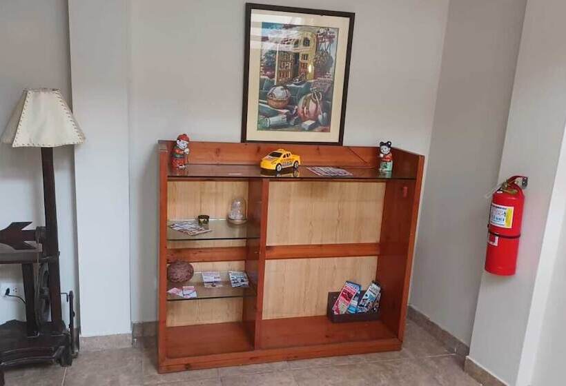 فندق Posada Miraflores