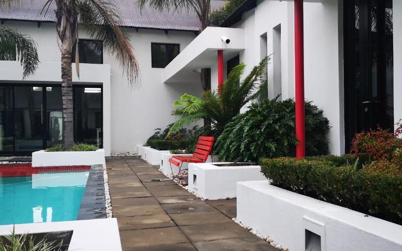 Пансион 21 Kingfisher Guesthouse