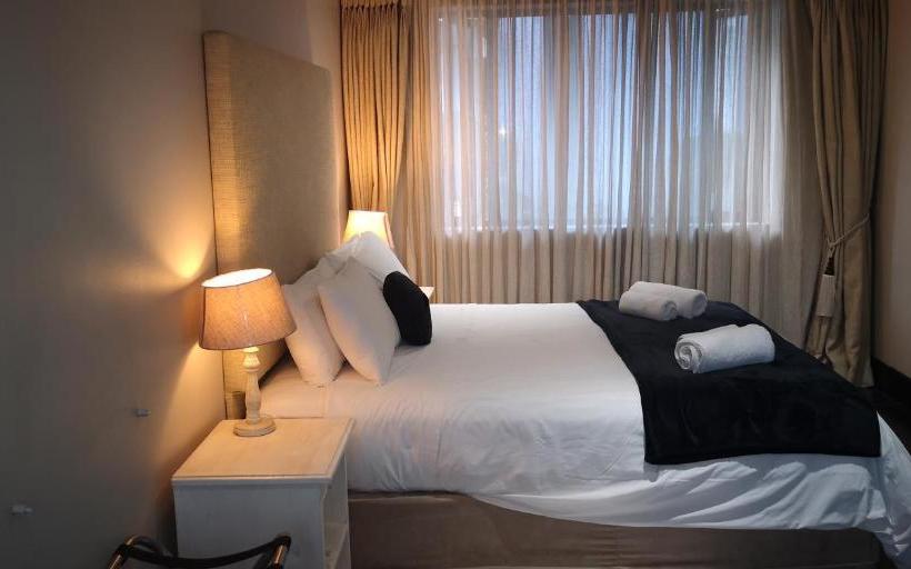 Пансион 21 Kingfisher Guesthouse