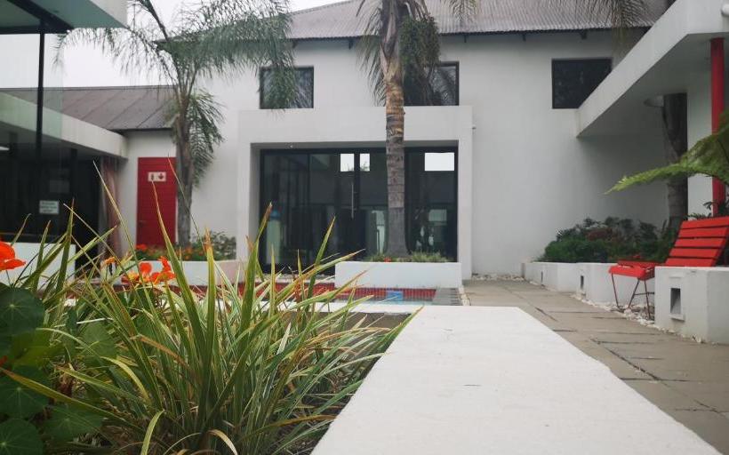 Пансион 21 Kingfisher Guesthouse