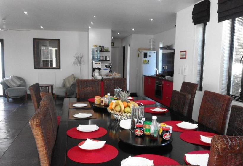 Пансион 21 Kingfisher Guesthouse