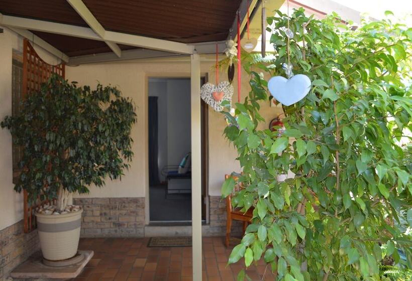 펜션 Aandbloem Guest House